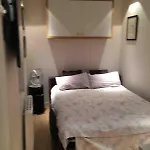 Little Luxurious Nest In Saint-germain Parigi